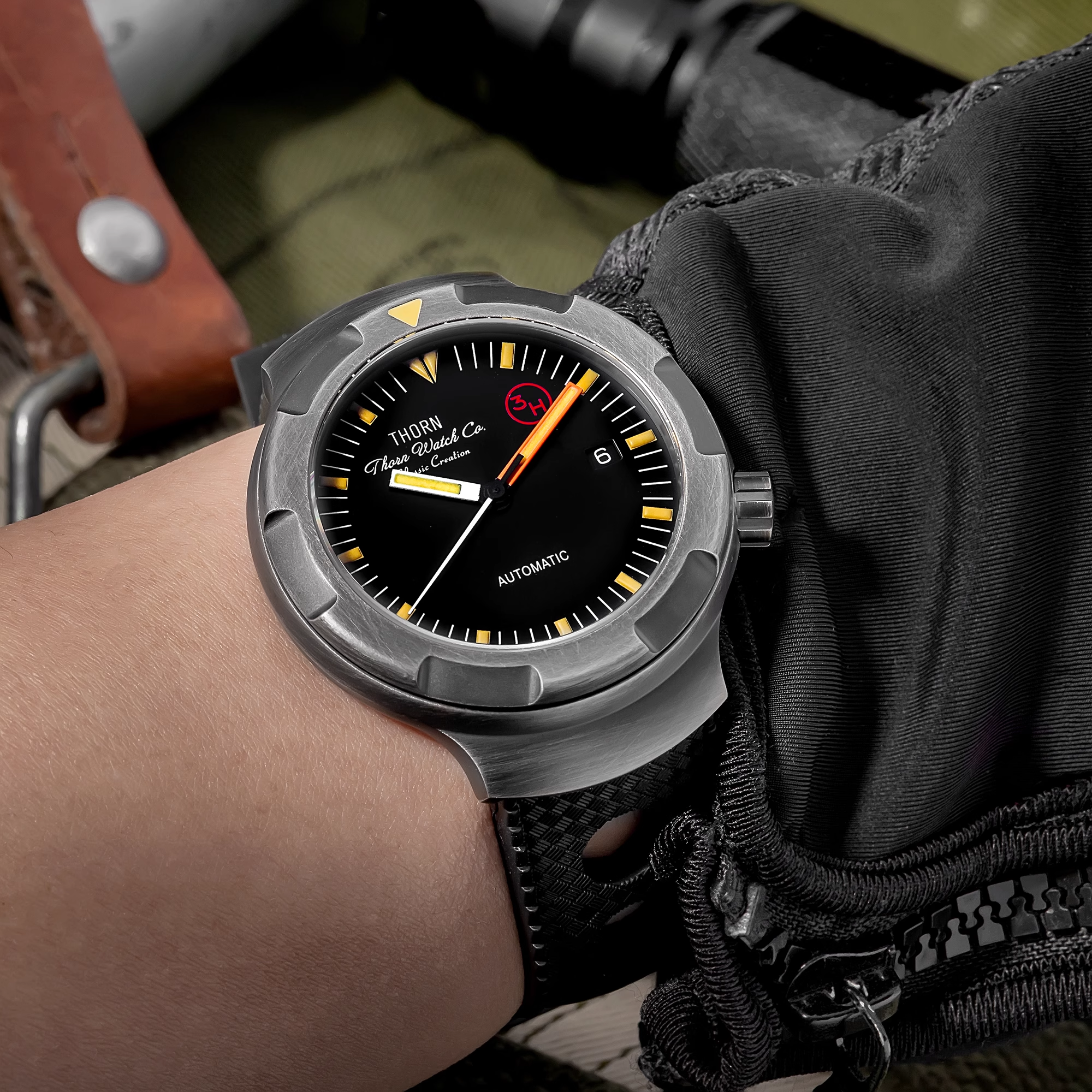 Thorn 42mm Men's Retro Titaniu - Rubber Strap Diver review and price